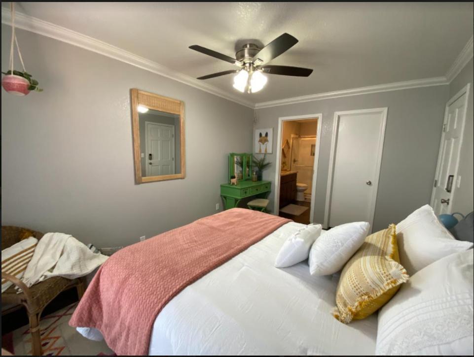 Private Bedroom Suite - Communal House Near Integris Oklahoma Stadt Exterior foto