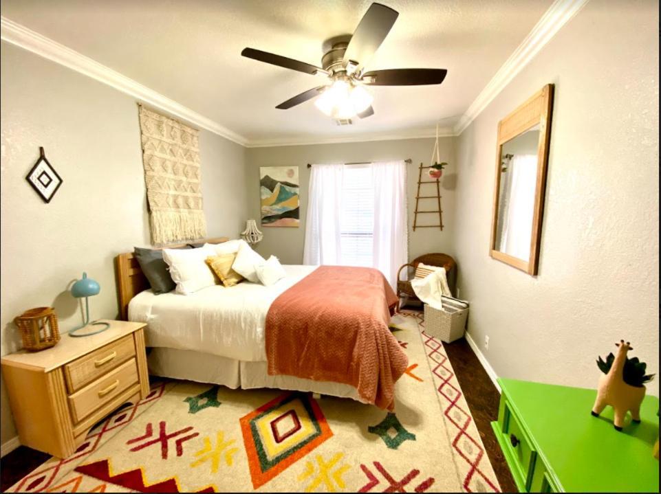 Private Bedroom Suite - Communal House Near Integris Oklahoma Stadt Exterior foto