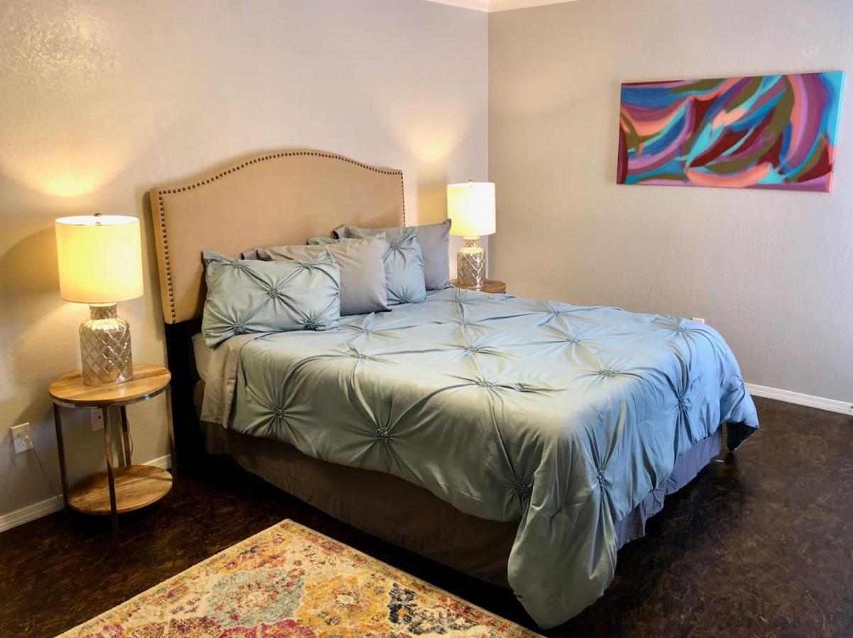 Private Bedroom Suite - Communal House Near Integris Oklahoma Stadt Exterior foto